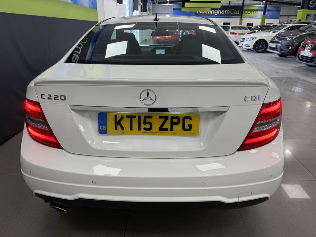 Used Mercedes-Benz C Class 2015 for sale - 76266616: Photo 8