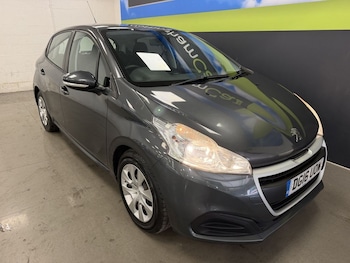 Used Peugeot 208 2016 for sale - 79322754: Photo