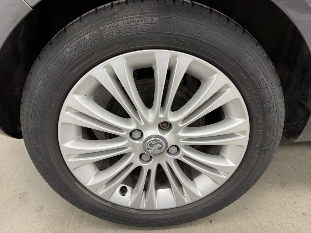 Used Vauxhall Corsa 2013 for sale - 77890981: Photo 33