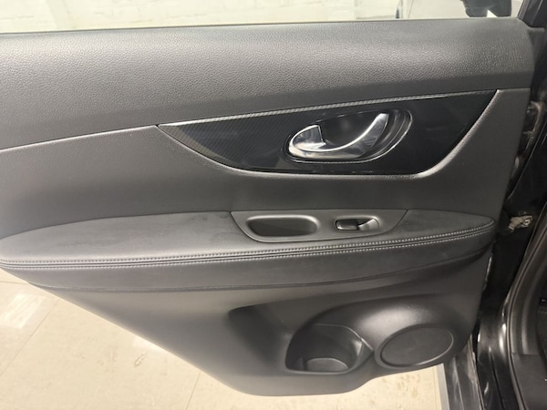 Used Nissan X-Trail 2017 for sale - 76119193: Photo 41