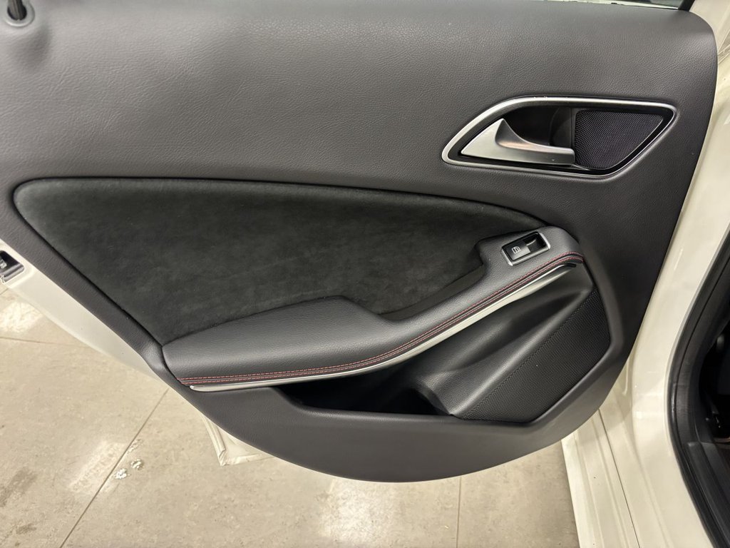 Used Mercedes-Benz A-Class 2015 for sale - 77477268: Photo 37