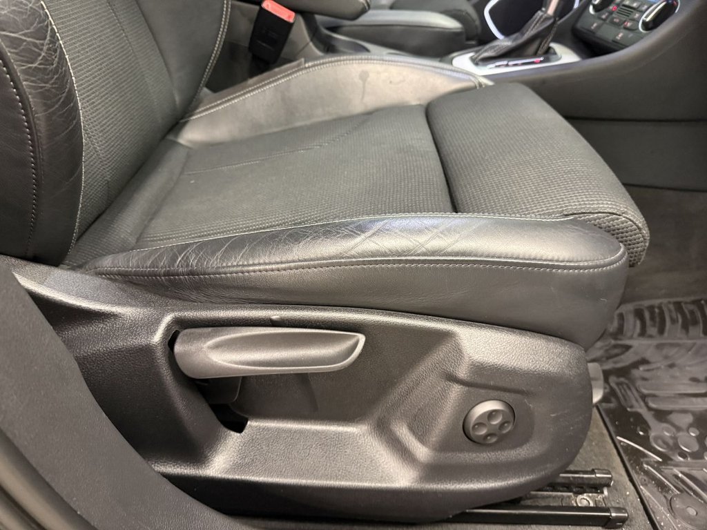 Used Audi Q3 2015 for sale - 77236458: Photo 18