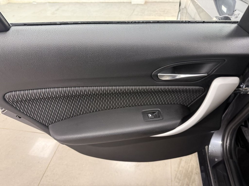 Used BMW 1 Series 2012 for sale - 76973462: Photo 37