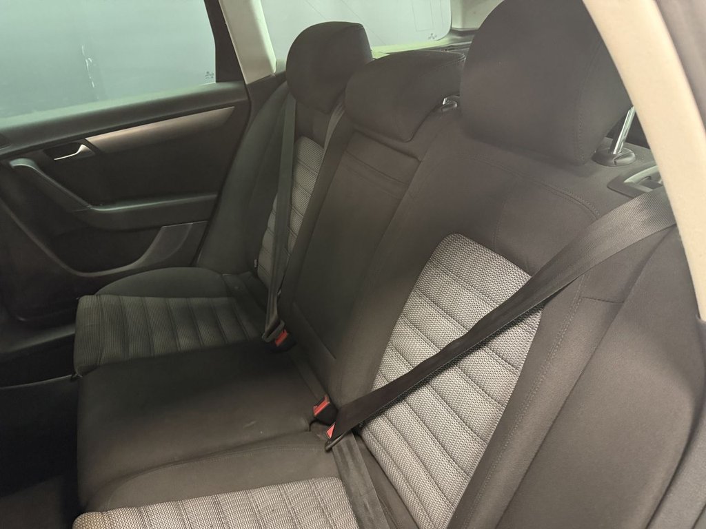 Used Volkswagen Passat 2013 for sale - 77341622: Photo 41