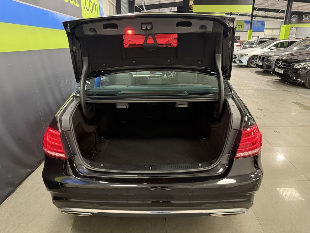Used Mercedes-Benz E Class 2015 for sale - 76367702: Photo 12