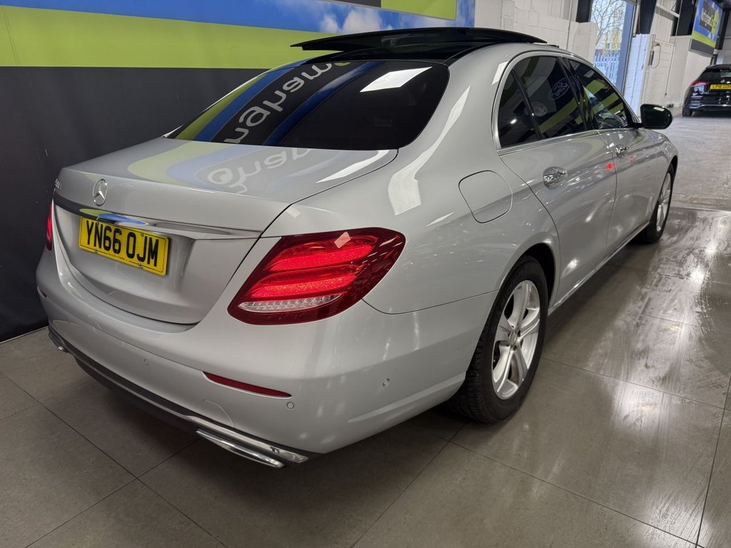 Used Mercedes-Benz E Class 2016 for sale - 76711155: Photo 7