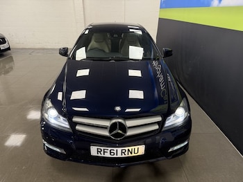 Used Mercedes-Benz C Class 2011 for sale - 76563340: Photo