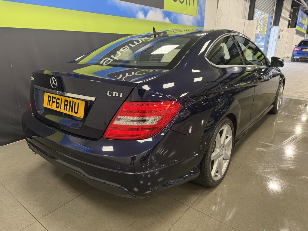 Used Mercedes-Benz C Class 2011 for sale - 76563340: Photo 6