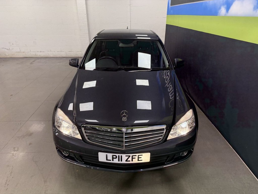 Used Mercedes-Benz C Class 2011 for sale - 76962427: Photo 3