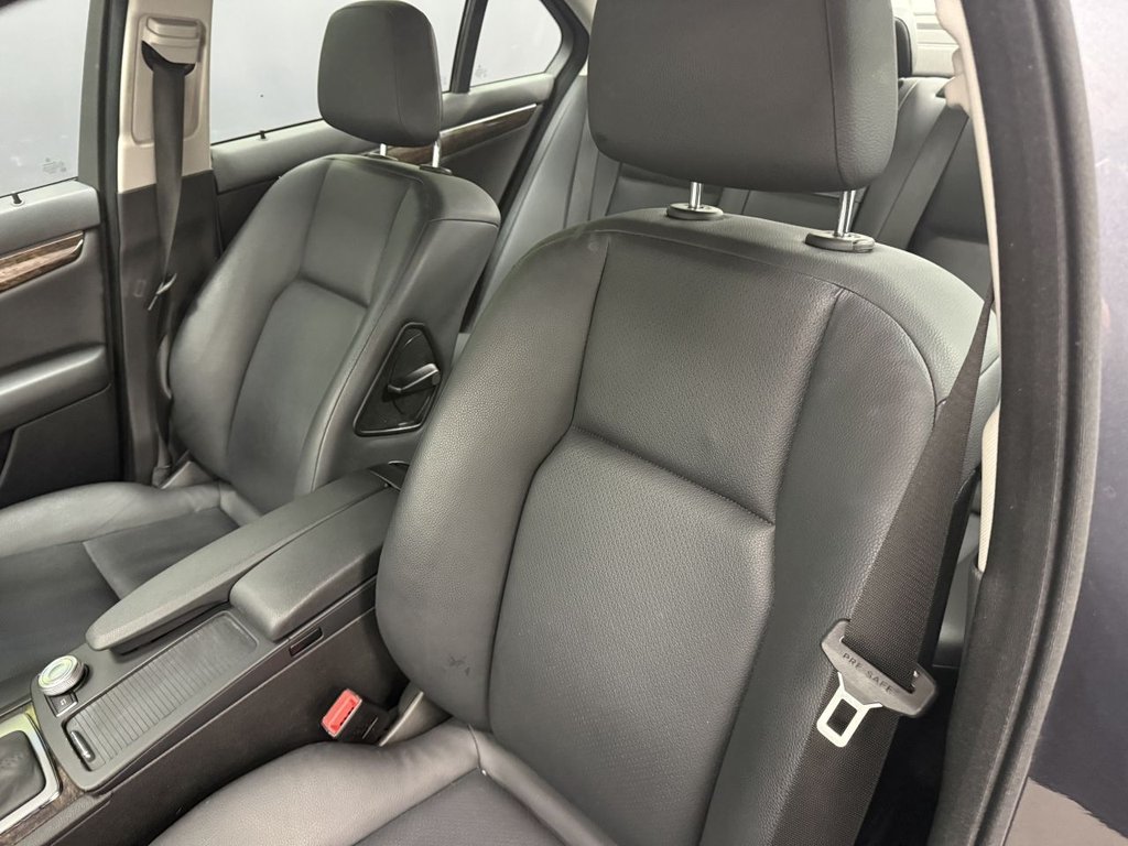 Used Mercedes-Benz C Class 2011 for sale - 76962427: Photo 32