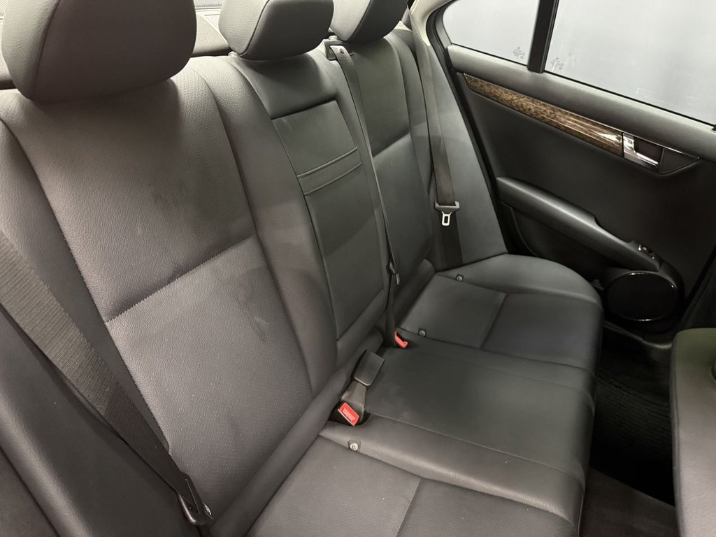 Used Mercedes-Benz C Class 2011 for sale - 76962427: Photo 37