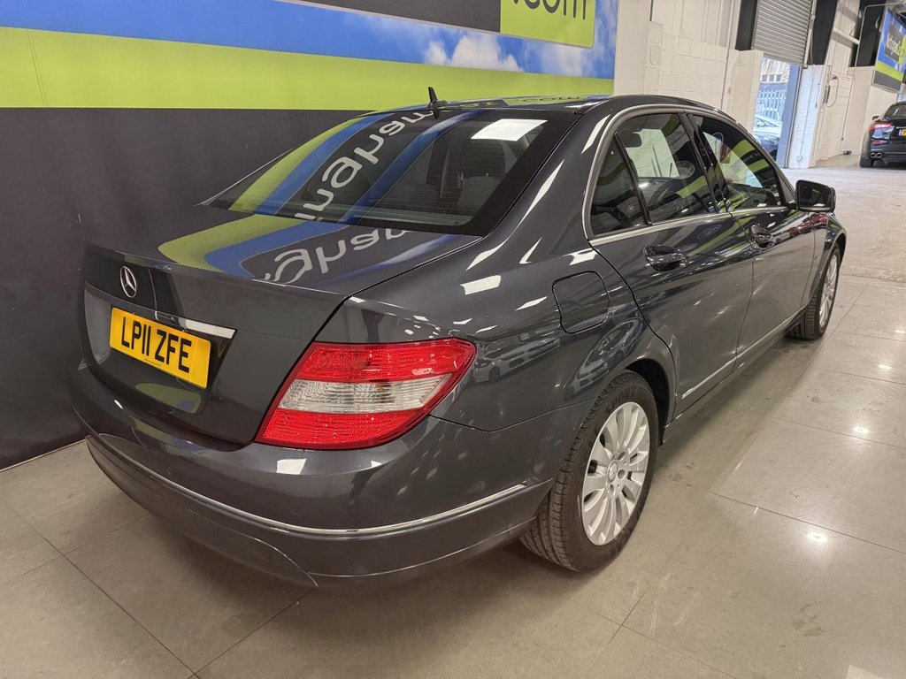 Used Mercedes-Benz C Class 2011 for sale - 76962427: Photo 6