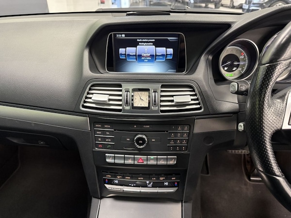 Used Mercedes-Benz E Class 2015 for sale - 76280244: Photo 24