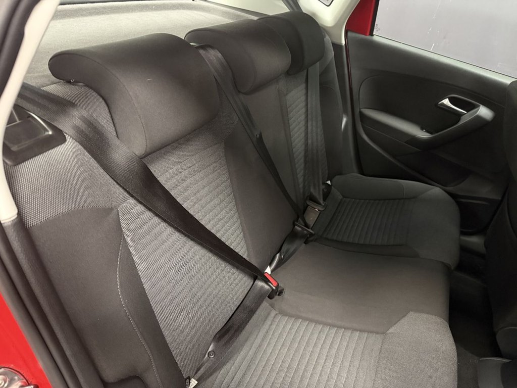 Used Volkswagen Polo 2010 for sale - 77692945: Photo 30