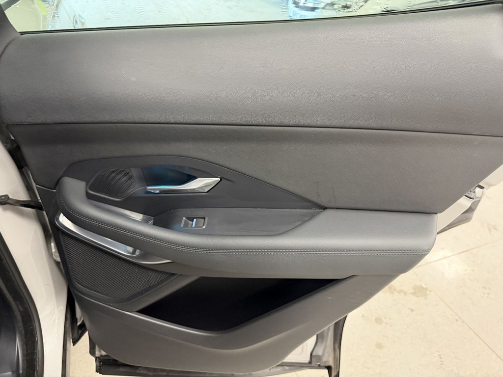 Used Jaguar E-Pace 2019 for sale - 78200292: Photo 42