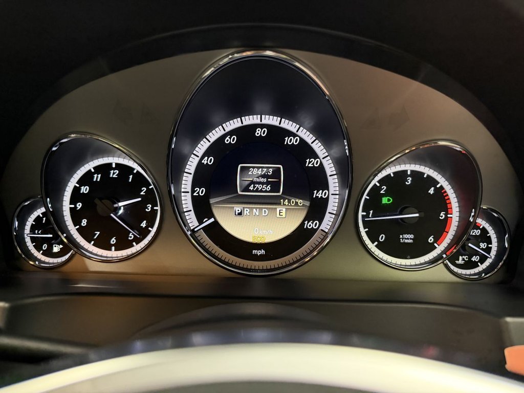 Used Mercedes-Benz E Class 2011 for sale - 78166866: Photo 29