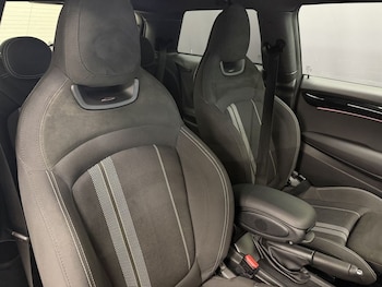 Used MINI Hatch 2023 for sale - 77890983: Photo