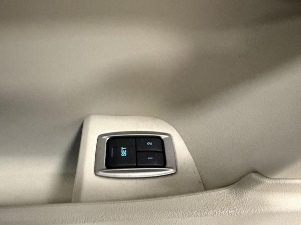 Used Jaguar XF 2012 for sale - 76323562: Photo 16