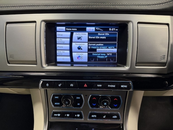 Used Jaguar XF 2012 for sale - 76323562: Photo 33