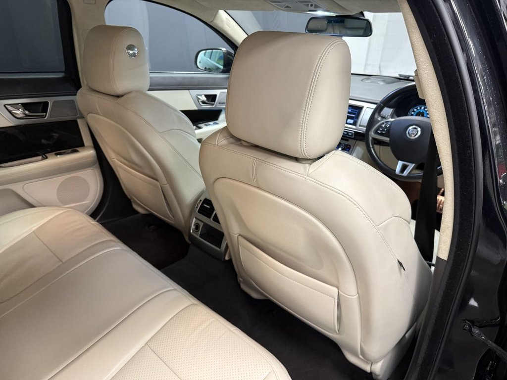 Used Jaguar XF 2012 for sale - 76323562: Photo 40