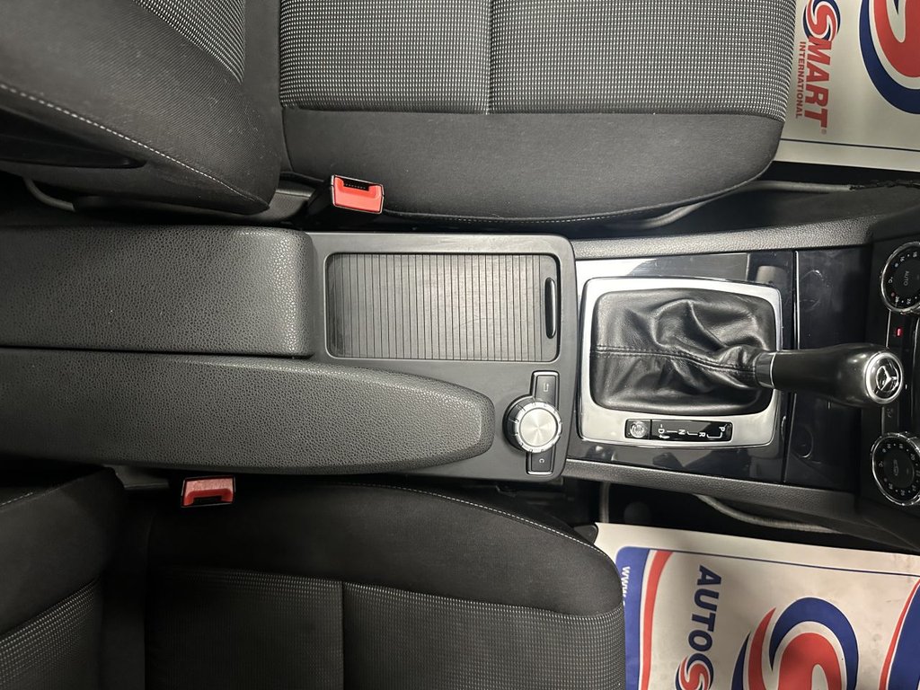 Used Mercedes-Benz C Class 2012 for sale - 78200309: Photo 34