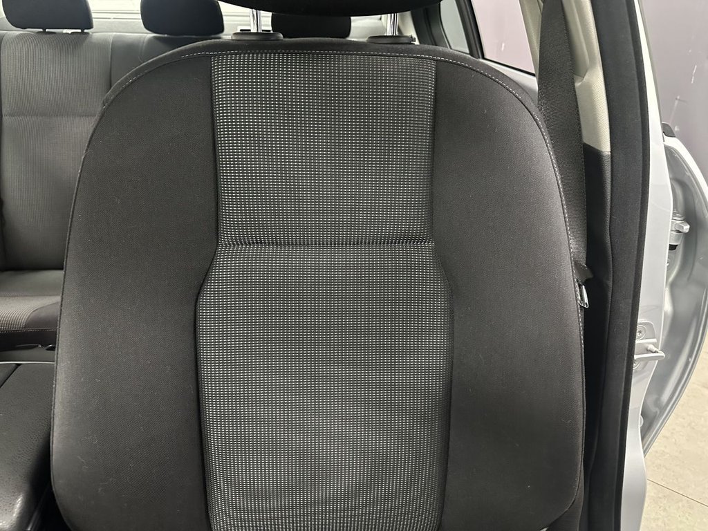 Used Mercedes-Benz C Class 2012 for sale - 78200309: Photo 38