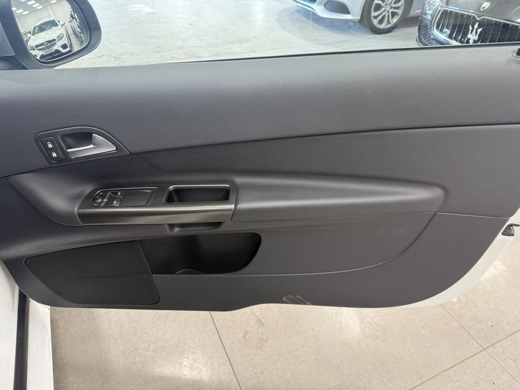 Used Volvo C30 2013 for sale - 76797960: Photo 13