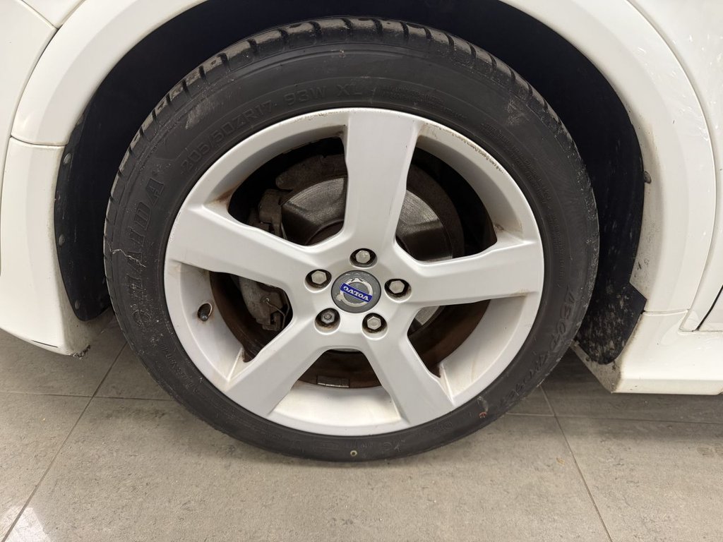 Used Volvo C30 2013 for sale - 76797960: Photo 33