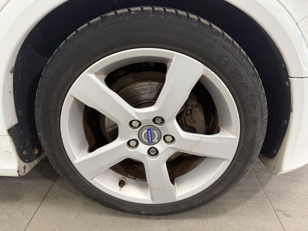 Used Volvo C30 2013 for sale - 76797960: Photo 34