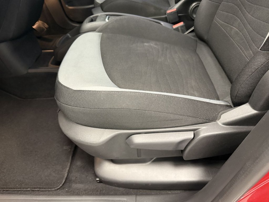 Used Citroen C4 Grand Picasso 2015 for sale - 76119194: Photo 32
