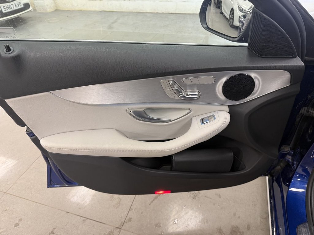 Used Mercedes-Benz C Class 2017 for sale - 76962372: Photo 32