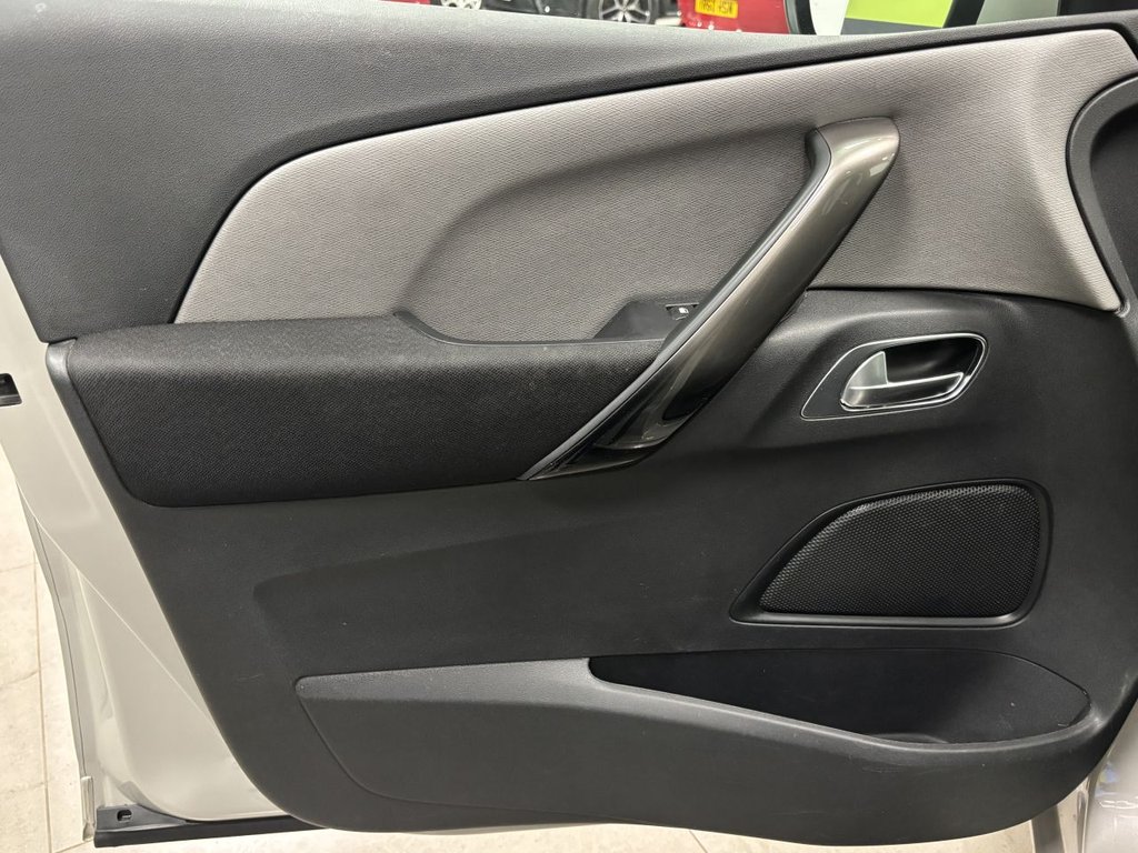 Used Citroen C4 Grand Picasso 2018 for sale - 76470431: Photo 41