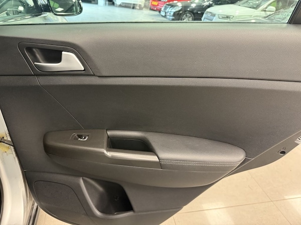 Used Kia Sportage 2016 for sale - 76223689: Photo 45