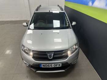 Used Dacia Sandero Stepway 2015 for sale - 74876745: Photo