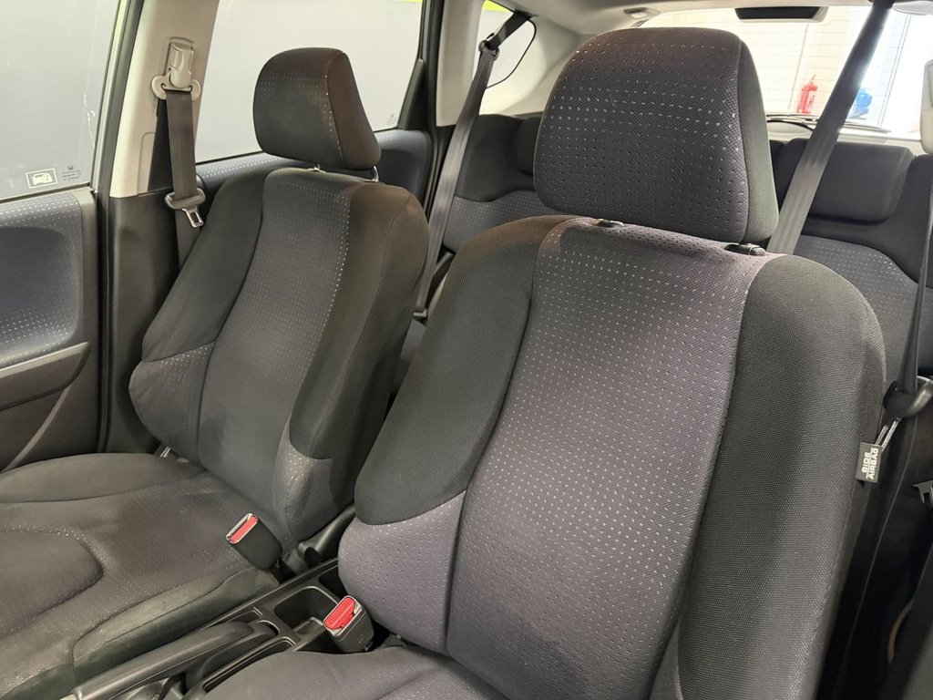 Used Honda Jazz 2010 for sale - 77890978: Photo 34