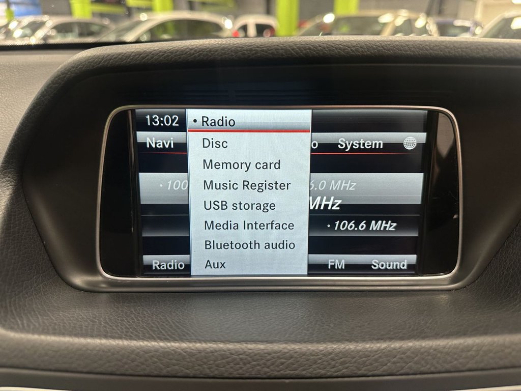 Used Mercedes-Benz E Class 2014 for sale - 76454247: Photo 26