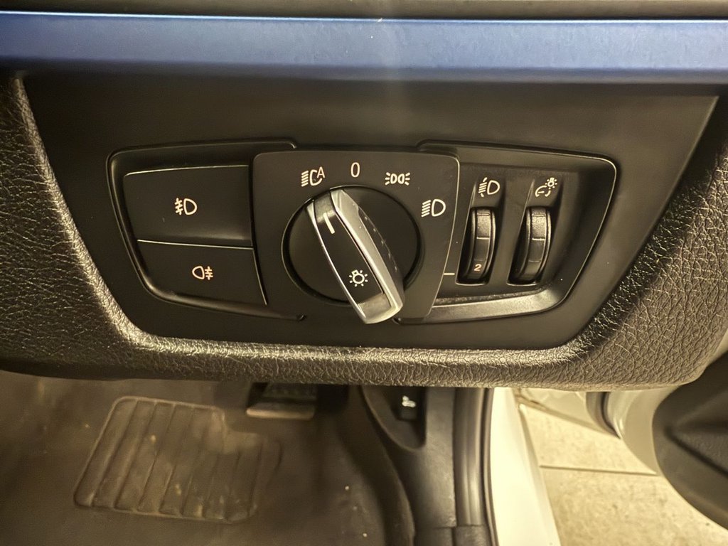 Used BMW 3 Series 2015 for sale - 76768357: Photo 21