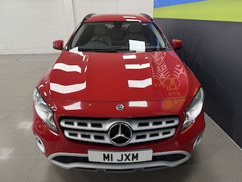 Used Mercedes-Benz GLA 2018 for sale - 76185589: Photo 2