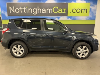 Used Toyota RAV4 2010 for sale - 79288850: Photo