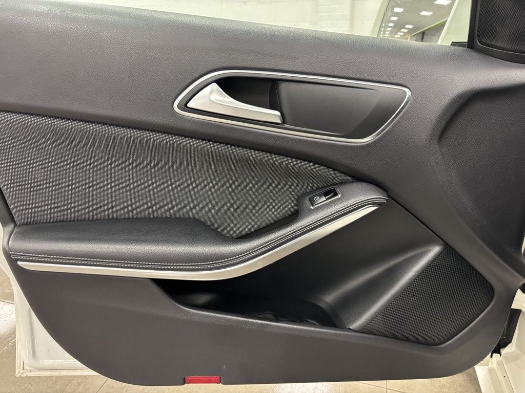 Used Mercedes-Benz A-Class 2013 for sale - 77477468: Photo 29