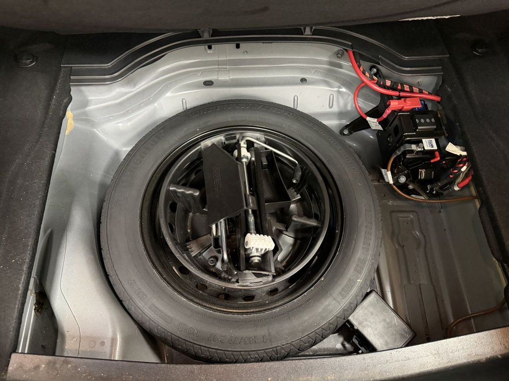 Used Mercedes-Benz E Class 2013 for sale - 78017176: Photo 8