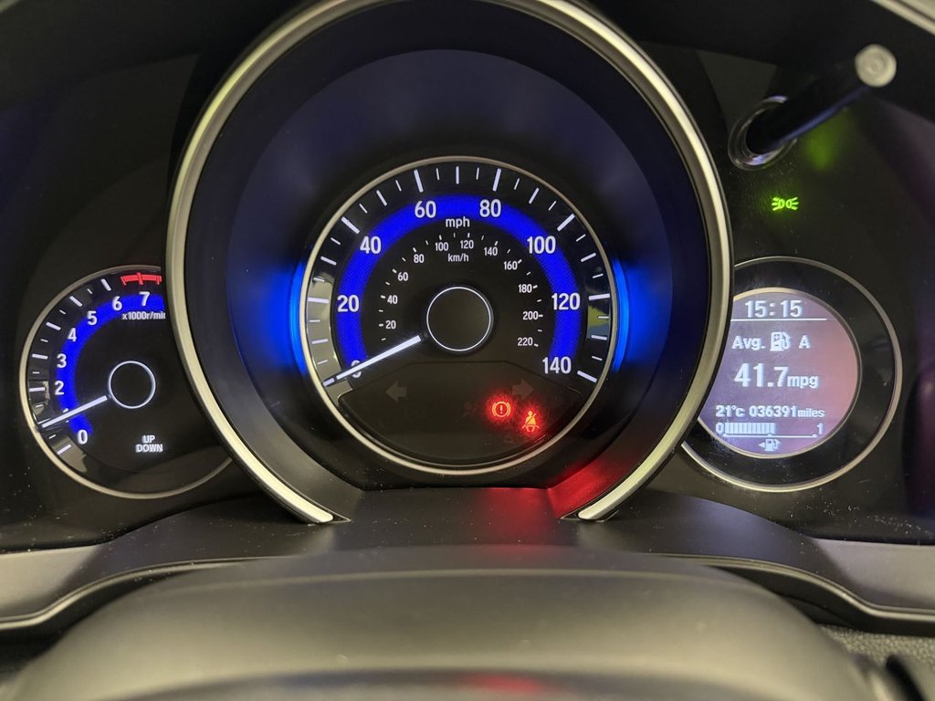 Used Honda Jazz 2015 for sale - 77792085: Photo 18