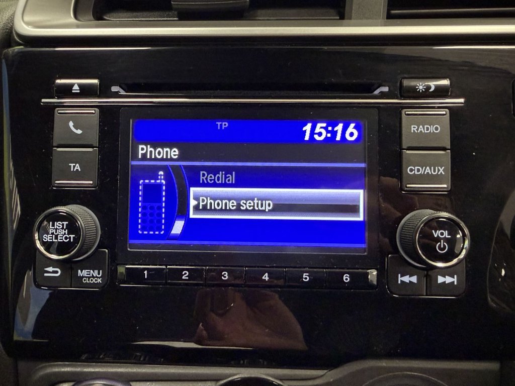 Used Honda Jazz 2015 for sale - 77792085: Photo 24