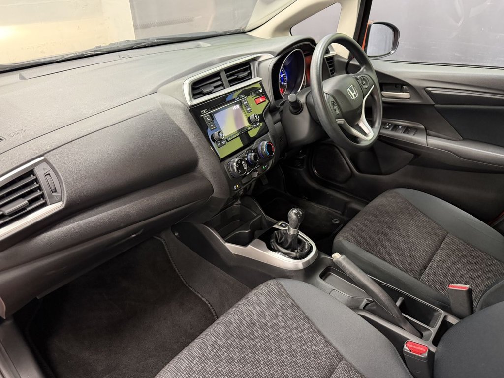 Used Honda Jazz 2015 for sale - 77792085: Photo 28