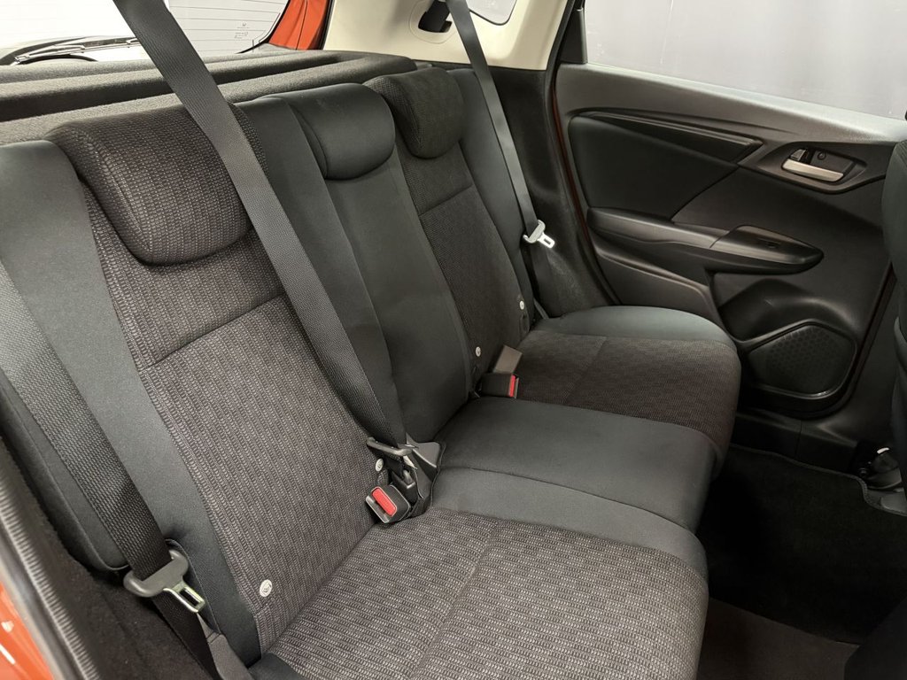 Used Honda Jazz 2015 for sale - 77792085: Photo 32