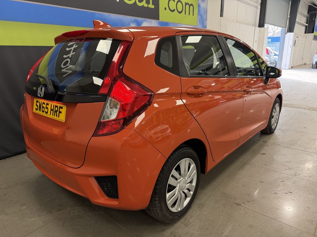 Used Honda Jazz 2015 for sale - 77792085: Photo 5