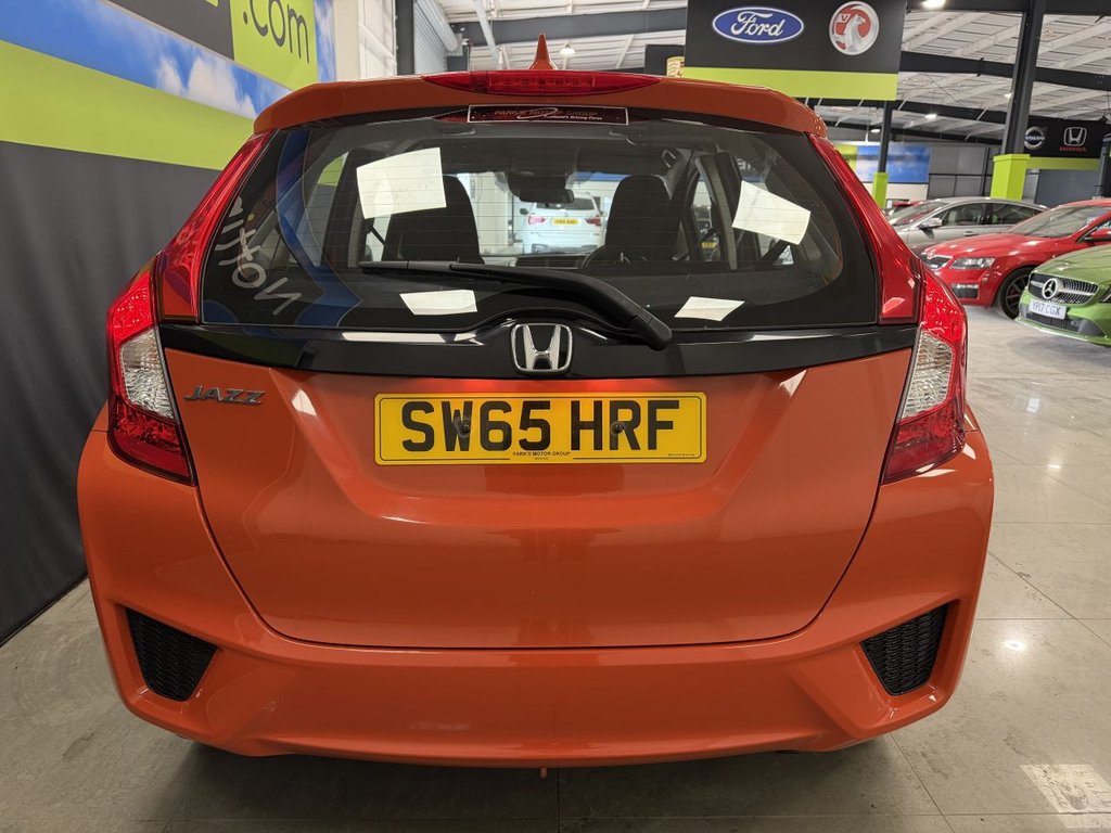 Used Honda Jazz 2015 for sale - 77792085: Photo 6