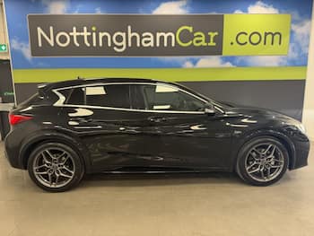 Used Infiniti Q30 2017 for sale - 79708977: Photo