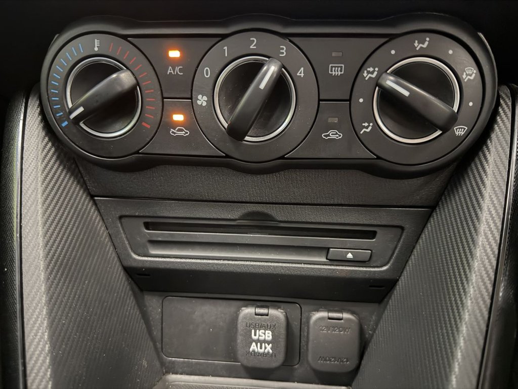 Used Mazda Mazda2 2015 for sale - 78200857: Photo 24