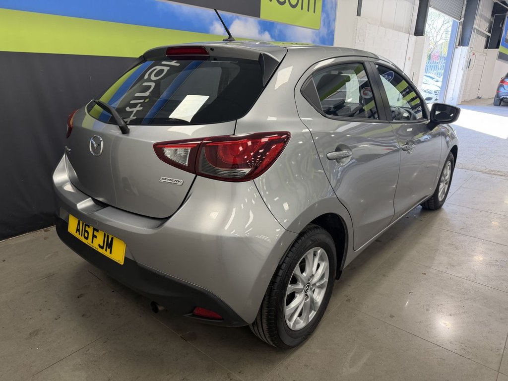 Used Mazda Mazda2 2015 for sale - 78200857: Photo 5